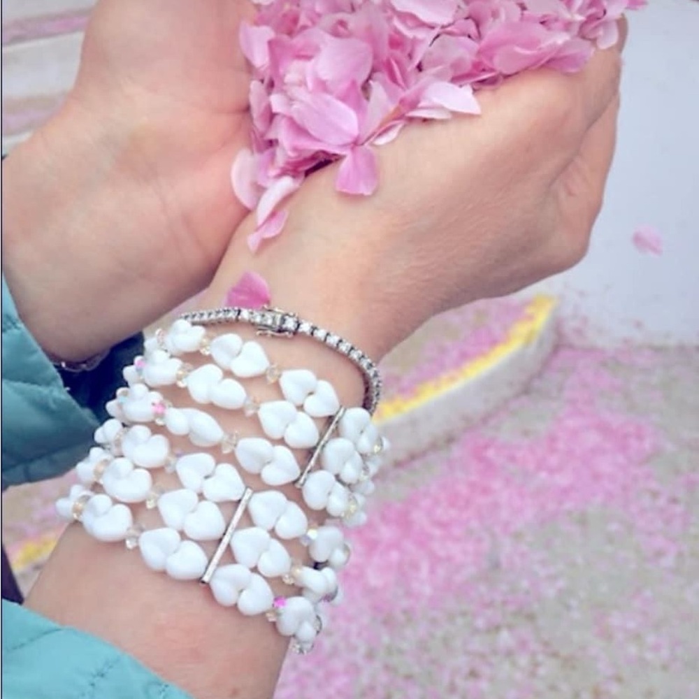 💕 two heart shaped bracelets from California 1969 spiral